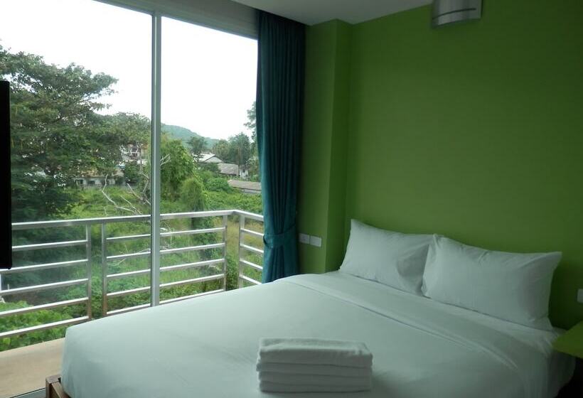 اتاق استاندارد با بالکن, Cheeky Monkey S Samui