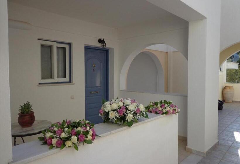 Номер Стандарт Вид на Море, Ktm Sunny Villas