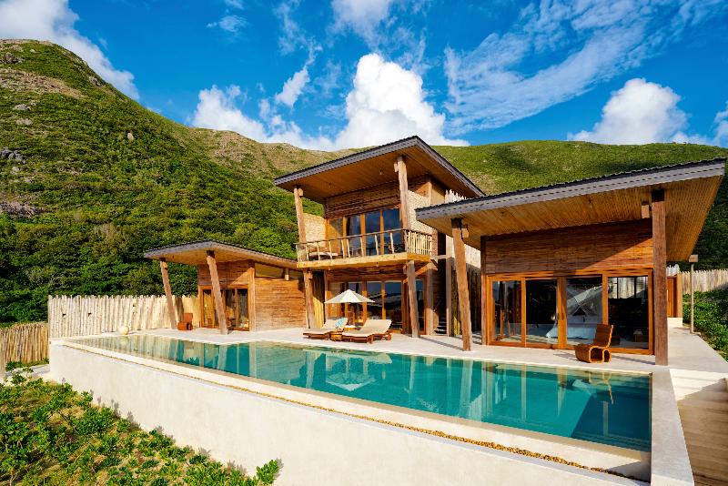 ویلای 4 خوابه, Six Senses Con Dao   Turtle Island Paradise