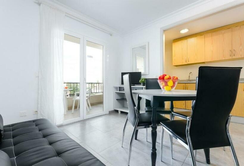 דירת חדר עם טרסה, Alcudia Apartments