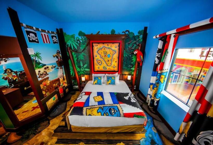 Thematic Family Room, Legoland® Florida Resort