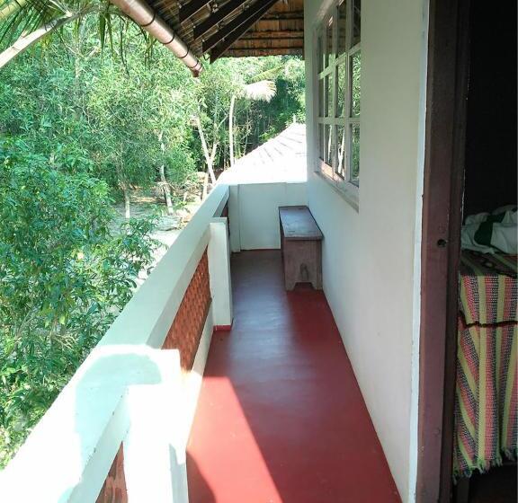 Номер Стандарт с Балконом, Achayans Homestay Mararikulam