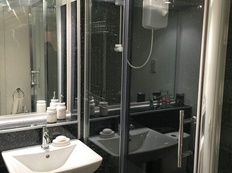 ２ベッドルームアパートメント, Haymarket Apartment