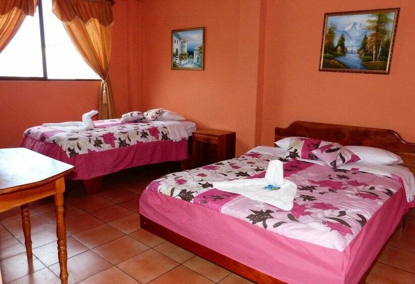 Chambre Familiale, Castro Galapagos
