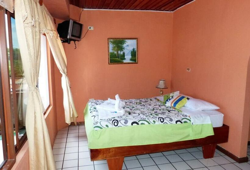 Семейный Номер, Castro Galapagos