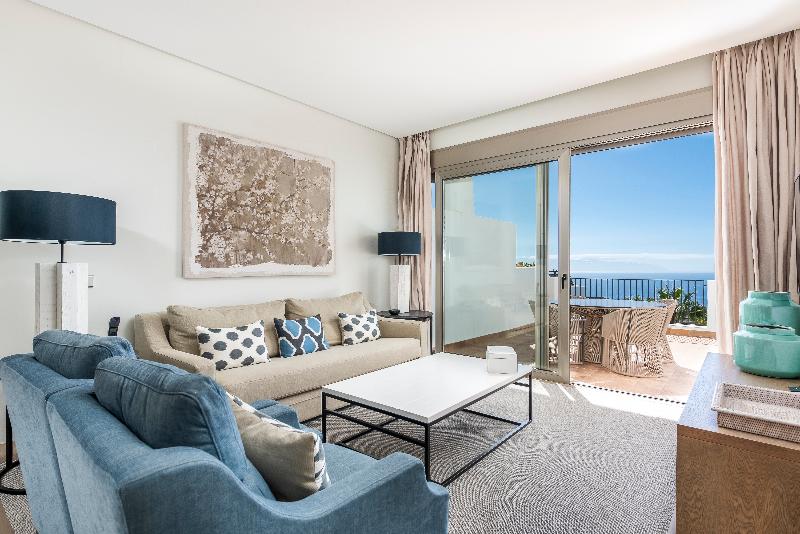 Люкс Боковой Вид на Море, Las Terrazas de Abama Suites