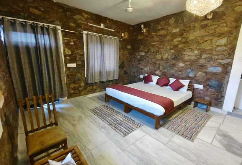 디럭스 룸, Jawai Wildlife Safari Camp