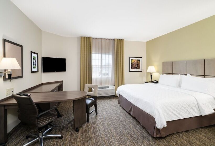 Студия Стандарт, Candlewood Suites Auburn, An Ihg