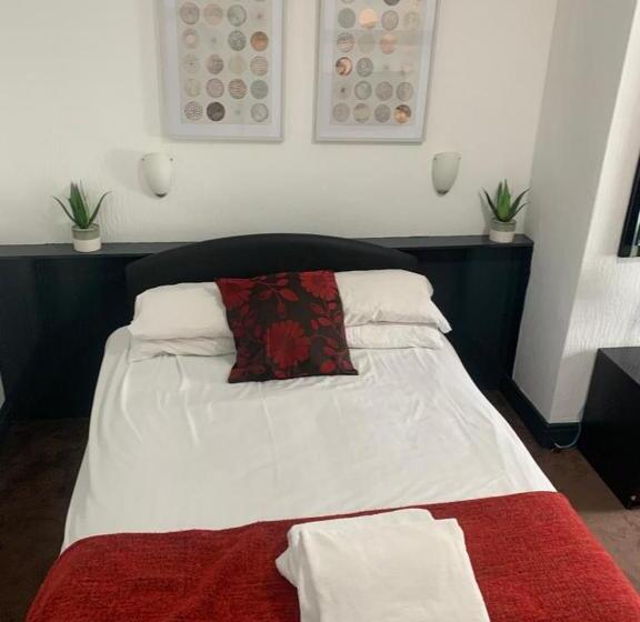 Номер Стандарт, Trinity Guest House