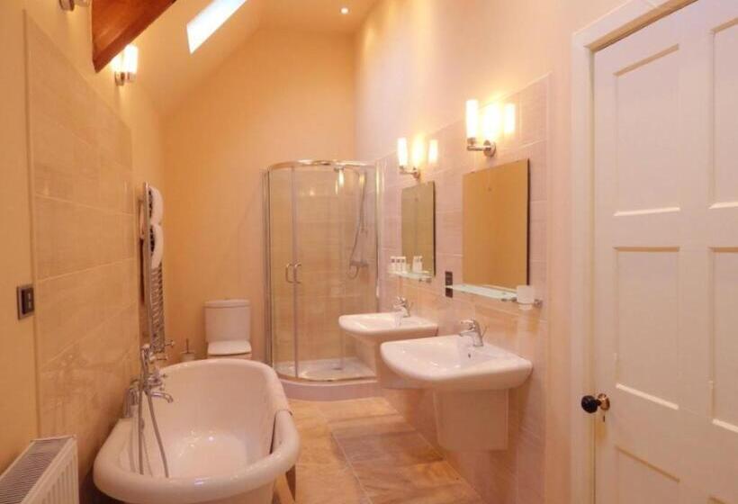 Номер Deluxe, Westgate Manor