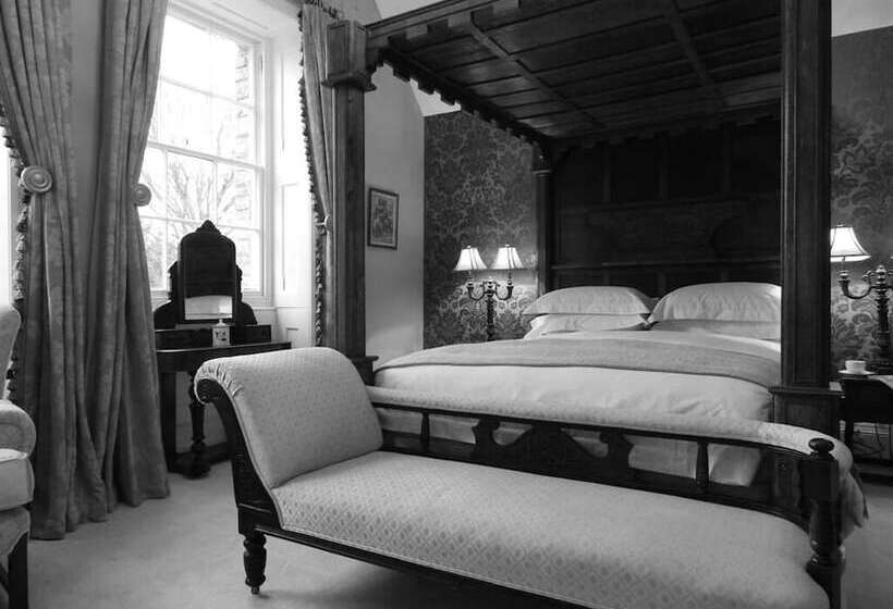 Номер Стандарт, Westgate Manor