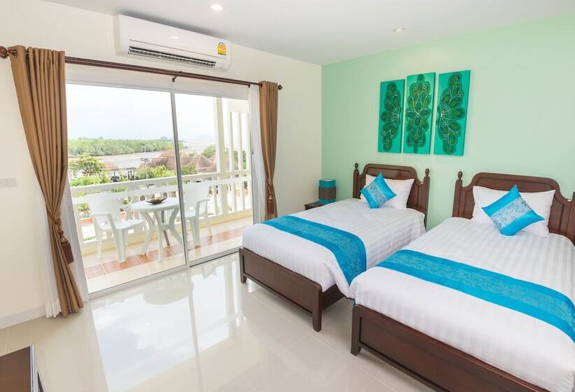 발코니 디럭스 룸, Krabi Front Bay Resort
