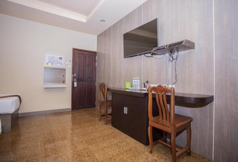 Номер Deluxe, Thansila Resort&garden Buriram