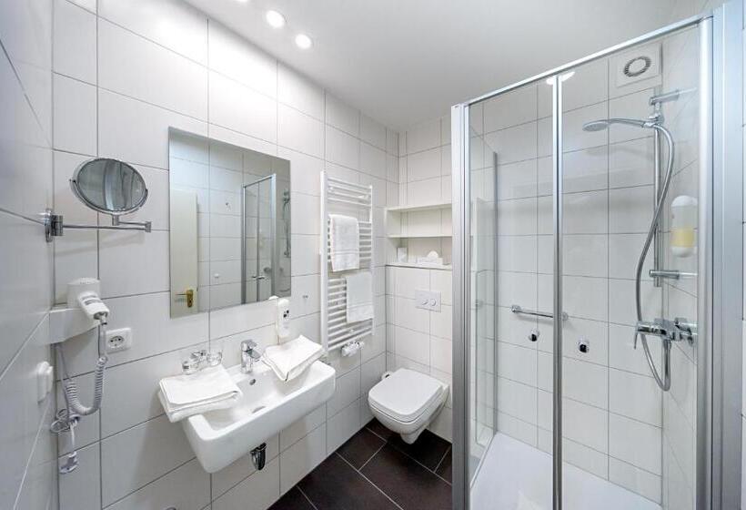 Номер Комфорт, Parkhotel Pyrmont