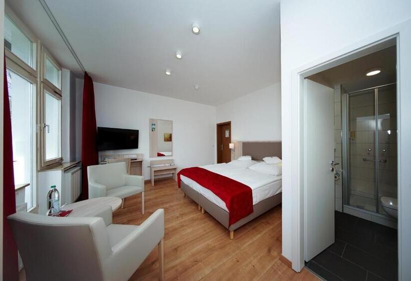 Номер Комфорт, Parkhotel Pyrmont