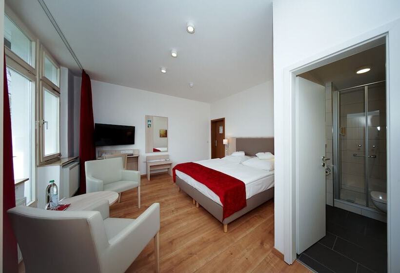 Номер Комфорт, Parkhotel Pyrmont