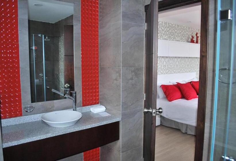 سوییت لوکس, Rioné Hotel Boutique