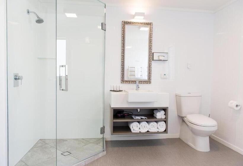 آپارتمان 2 خوابه, Aria On Bank