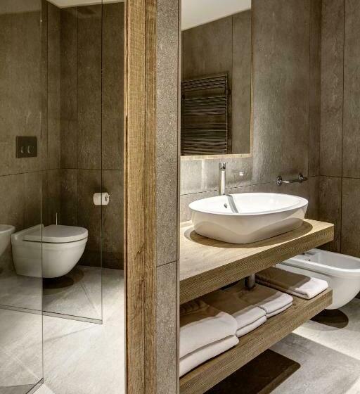 Comfort room with mountain view, Grand Hotel Courmayeur Mont Blanc, By R Collection Hotels