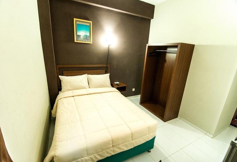 Quarto Superior, Grace Setia