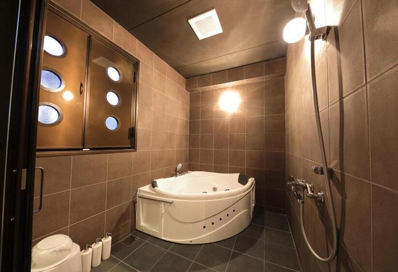 Президентский Люкс, Terrace Garden Mihama Resort