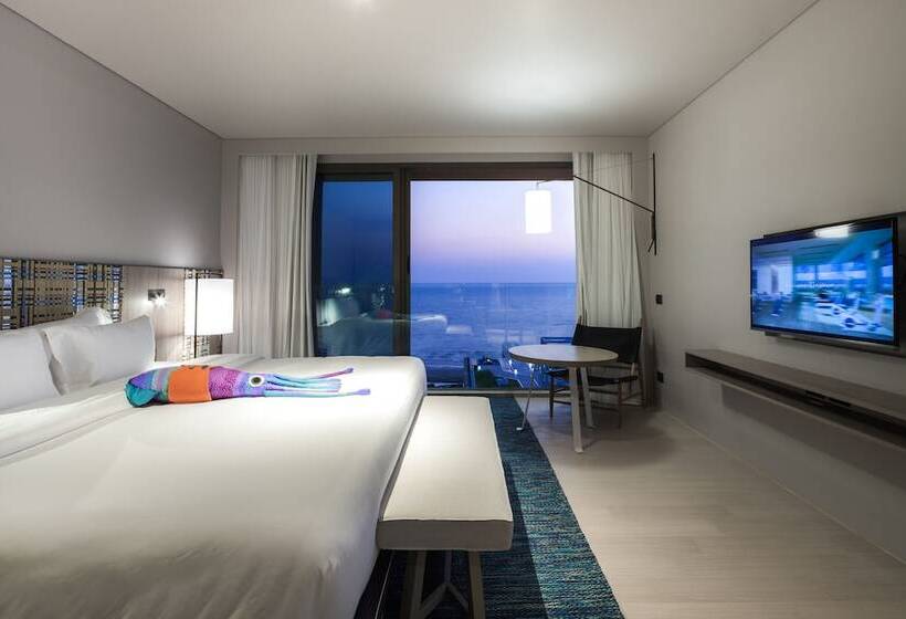 Вилла с 1 спальней и бассейном, Veranda Resort Pattaya   Mgallery By Sofitel