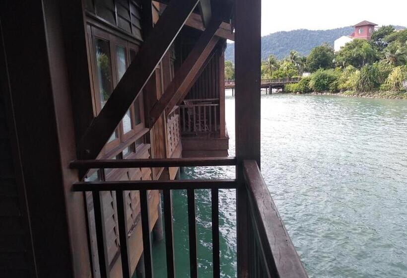 استودیوی استاندارد, De Water Chalet Langkawi Lagoon