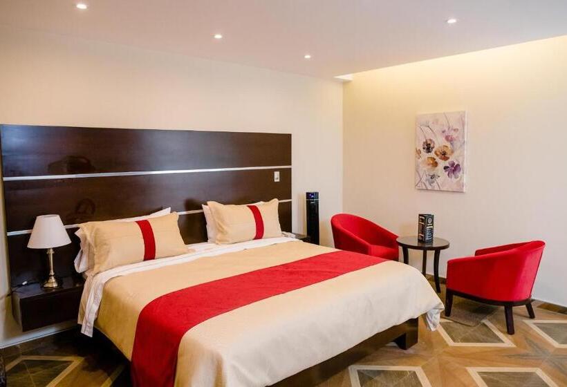 سوییت, Verona Hotel & Baños Turcos