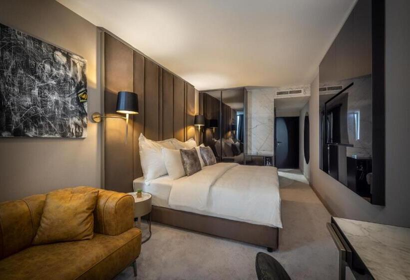 חדר סופריור לשלושה, Grand Hotel Adriatic