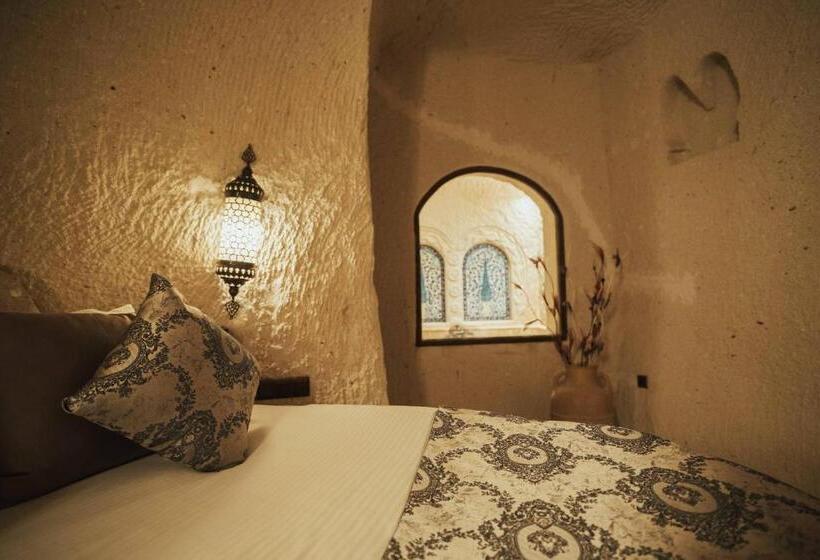 스위트, Hu Of Cappadocia   Special Class