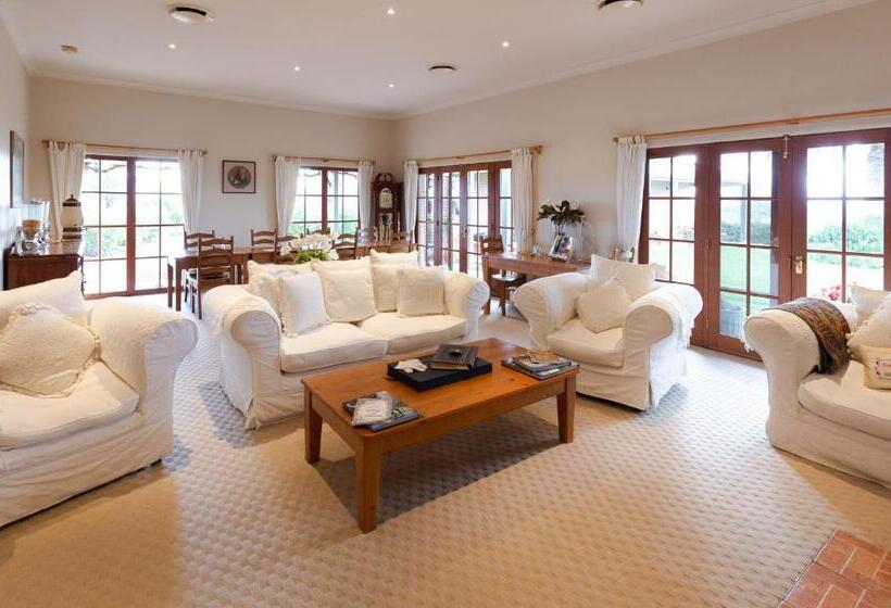 Номер Стандарт, Strathearn Park Lodge