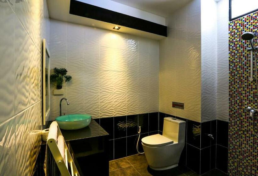 Номер Deluxe, Chaantalay