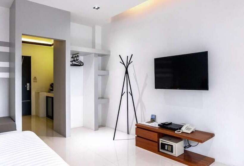 Номер Deluxe, Chaantalay