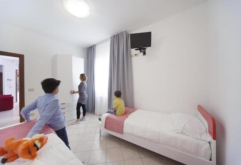 Апартаменты 2 Спальни, Del Mar