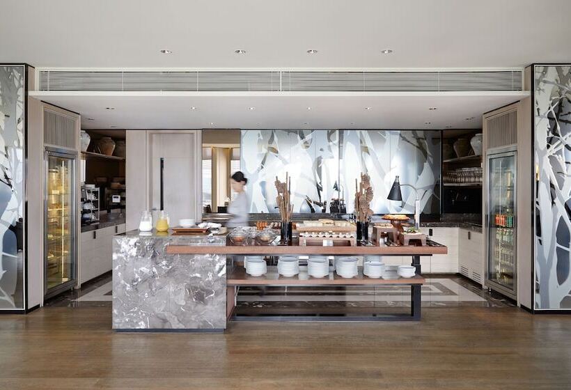 Номер Клуб, Four Seasons Hotel Seoul