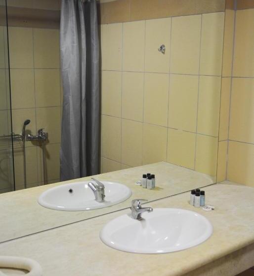 Четырехместный Номер Superior, Adele Resort