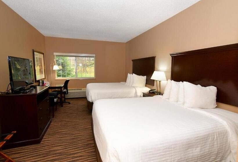 Номер Стандарт, Cobblestone Inn & Suites   Denison | Majestic Hills