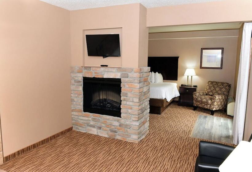 Люкс Кровать Кинг, Cobblestone Inn & Suites   Denison | Majestic Hills