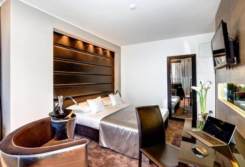 Номер Deluxe Вид на Море, The View Luxury Rooms