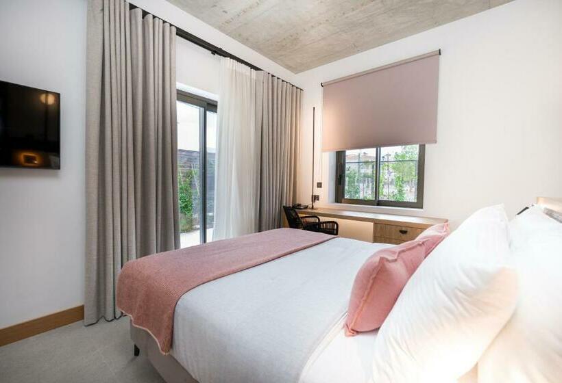 Люкс Вид на Сад, Capital Luxury Suites