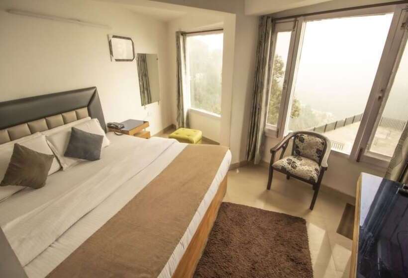 디럭스 룸, Goroomgo Hotel Jasmine Dalhousie