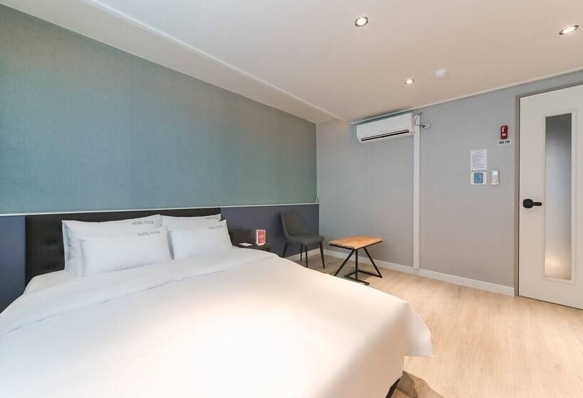 اتاق استاندارد, Tongyeong Hotel Hora
