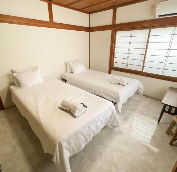 Номер Economy с общей ванной комнатой, Kikusui Ryokan