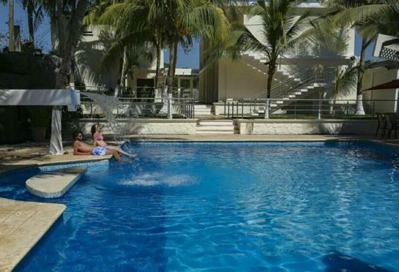 اتاق لوکس با تخت بزرگ, Casa Margarita Hotel And Paradise