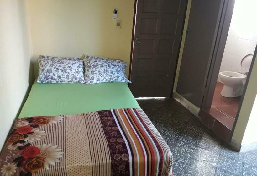 اتاق استاندارد یک نفره, Nueva Alborada Lodging House
