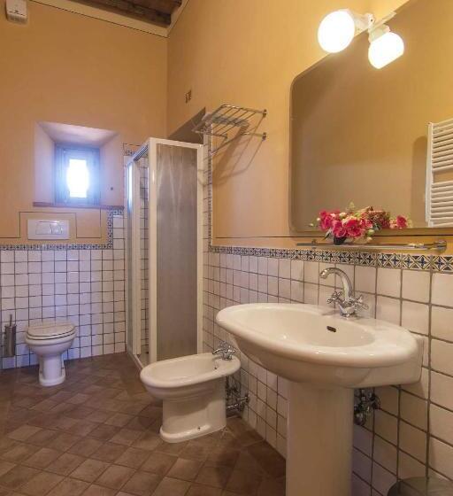 آپارتمان 3 خوابه, Agriturismo Le Gallozzole