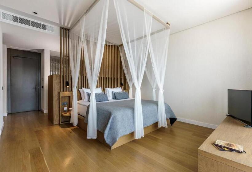 Номер Deluxe Вид на Море с Балконом, Cape Bodrum Luxury Hotel & Beach