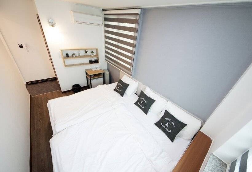 Quarto Triplo Estandar, K Guesthouse Dongdaemun