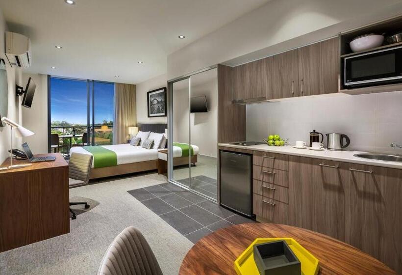 Студио Executive, Quest Chatswood