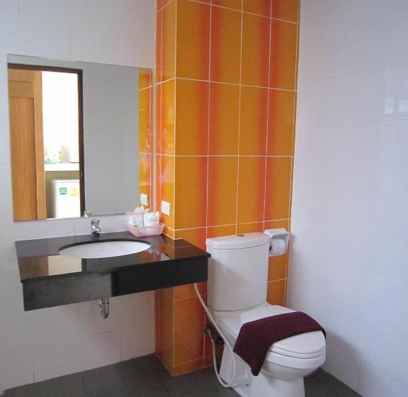 اتاق استاندارد با چشم‌انداز استخر, Ao Nang Miti Resort